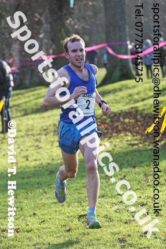 Morpeth Harriers 11k Road Race on New Year's Day. Photo: David T. Hewitson/Sports for All Pics